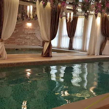 Private Grand 15