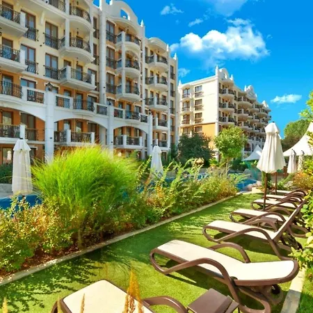 Private Grand 15 *