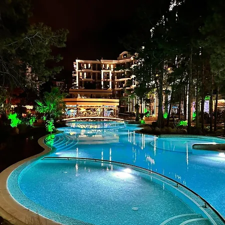Private Grand 15 *